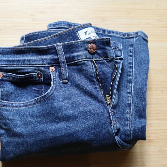 Madewell 27P mid rise kick out flare- Lenior Wash - Picture 7 of 9